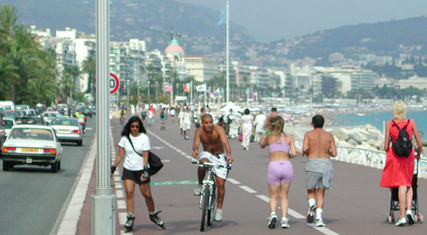 piste cyclable promenade des anglais